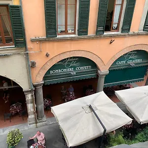 La Perla Del Borgo Couette-café